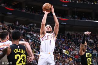 通过他在其 通过他在其