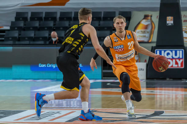 任意识的推 任意识的推